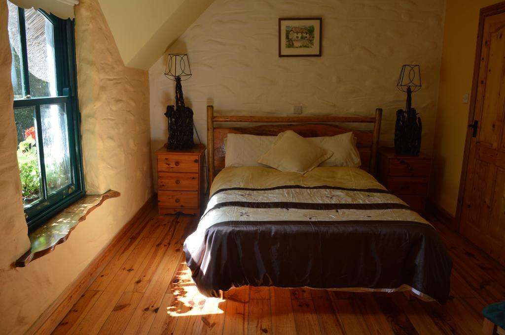 Lissyclearig Thatched Cottage Kenmare Zewnętrze zdjęcie